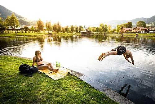 Absolute Active Margret Daire