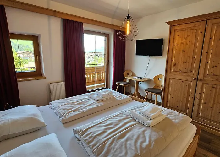 Absolute Active Margret *