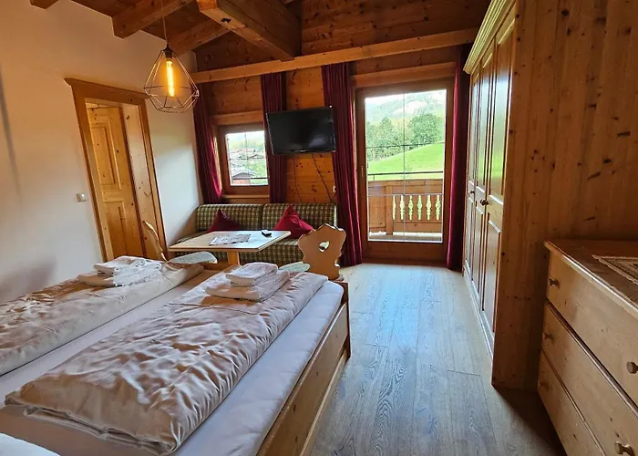 Absolute Active Margret Daire *